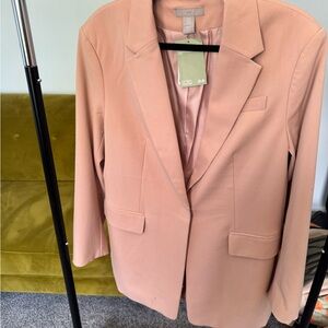 Chic Women's Peach Blazer